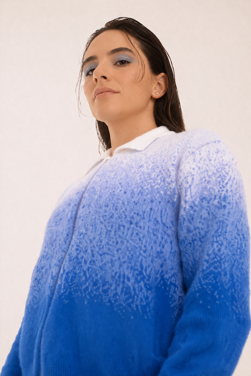 BREATH HOLD BLUE CARDI